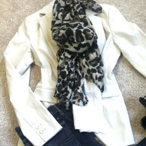Great Fit Beige blazer from express